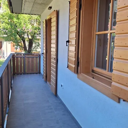 Piazza Vigo Auronzo Apartment